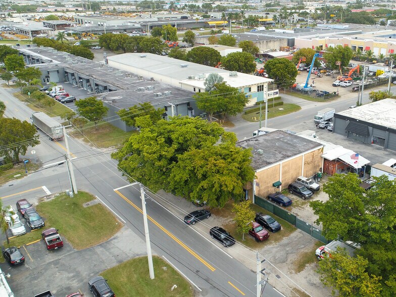 More Photos Of 5571 NW 84th Ave, Miami Warehouse For Lease