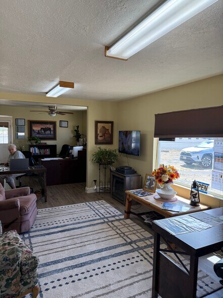 More Photos Of 1302 N East St, Alturas Office Residential For Sale