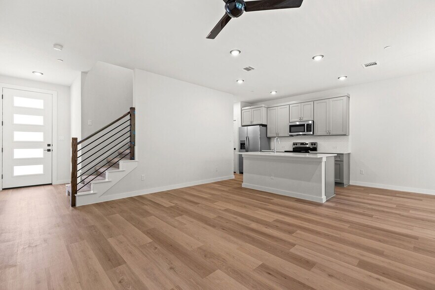 More Photos Of 2600 Gattis School Rd, Round Rock Apartments For Sale