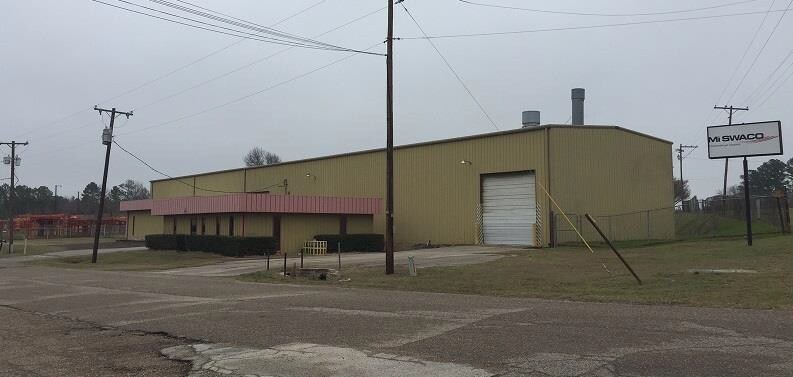 More Photos Of 6031 Fm 2767, Tyler Warehouse For Lease