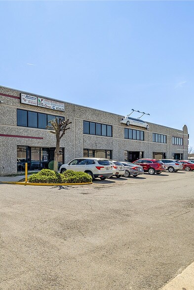 More Photos Of 8390 Terminal Rd, Lorton Flex For Sale