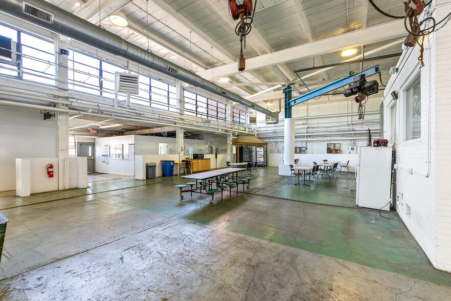 More Photos Of 1901 Westwood Ave, Richmond Warehouse For Sale