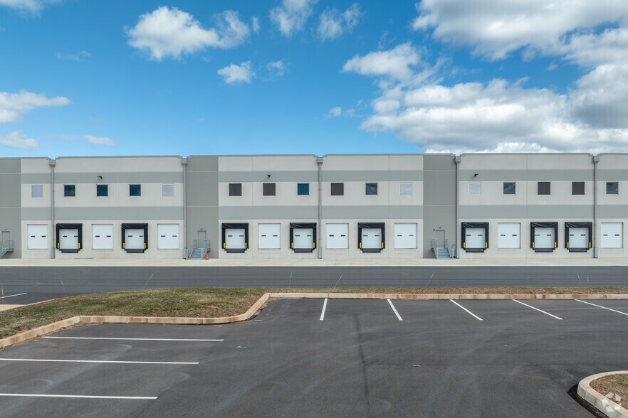 More Photos Of 515 Wambold Rd, Souderton Warehouse For Sale