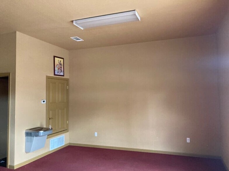 More Photos Of 1005 N 10th, Killeen Office Residential For Lease