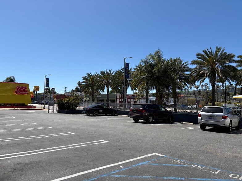 More Photos Of 312 N Gaffey St, San Pedro Freestanding For Lease