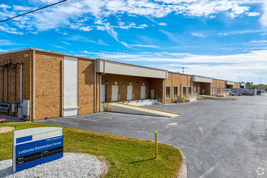 Primary Photo Of 1264 La Quinta Dr, Orlando Warehouse For Lease