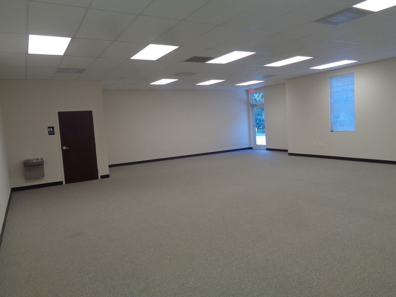 More Photos Of 12411-12433 NW 35th St, Coral Springs Office For Lease