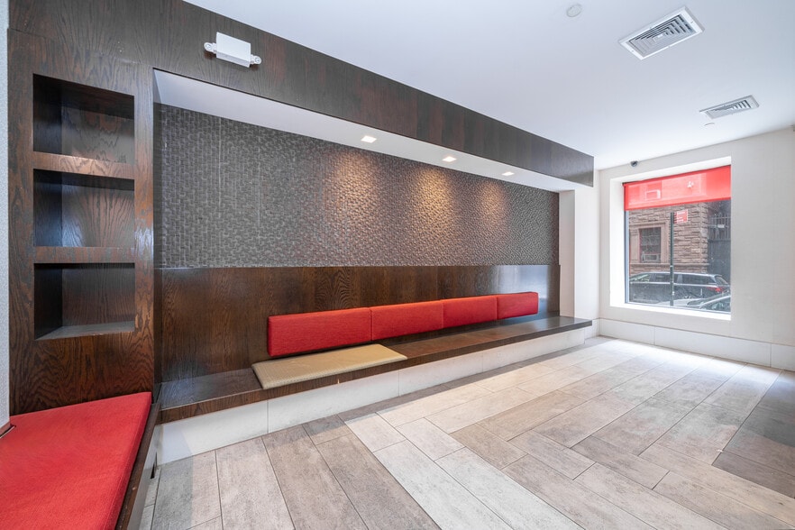 More Photos Of 129 W 46th St, New York Hotel For Sale