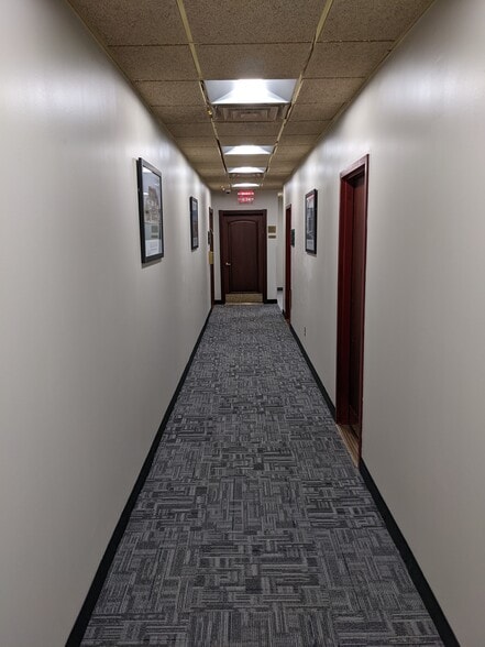More Photos Of 53 N Park Ave, Rockville Centre Office For Lease