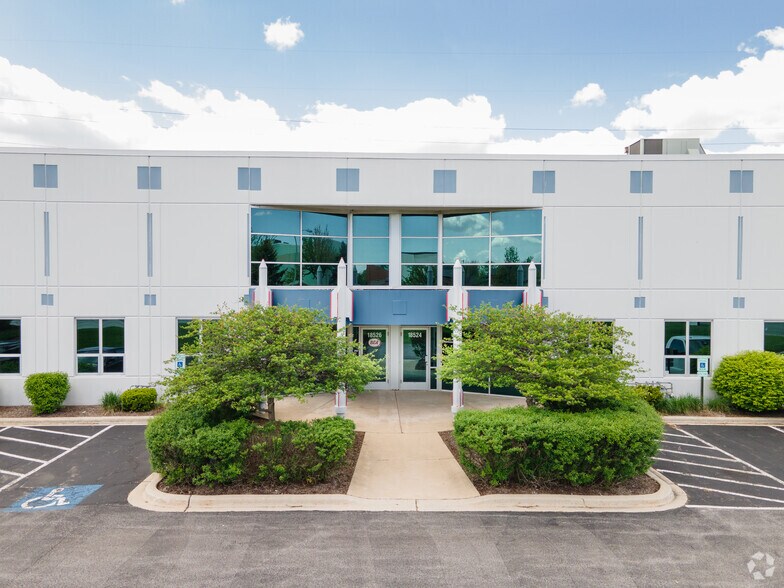 More Photos Of 18524-18610 81st Ave, Tinley Park Warehouse For Lease