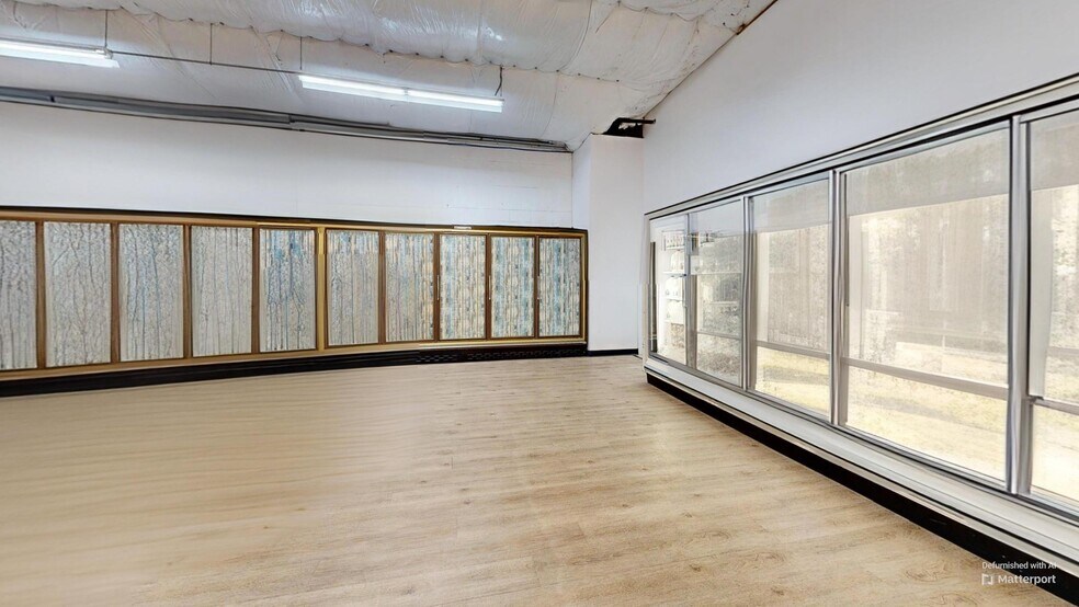 More Photos Of 201 N 14th St, Billings General Retail For Sale