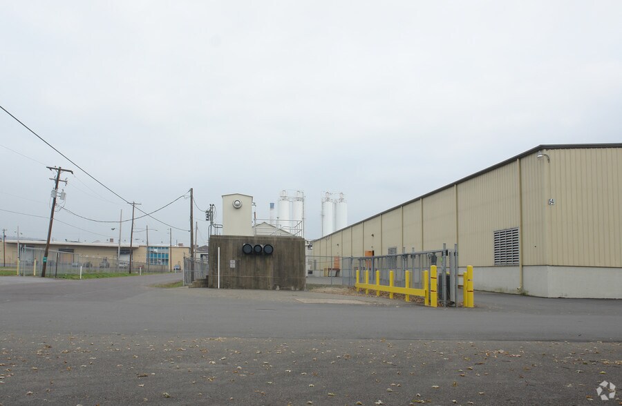 More Photos Of 480 W 5th St, Bloomsburg Manufacturing For Sale