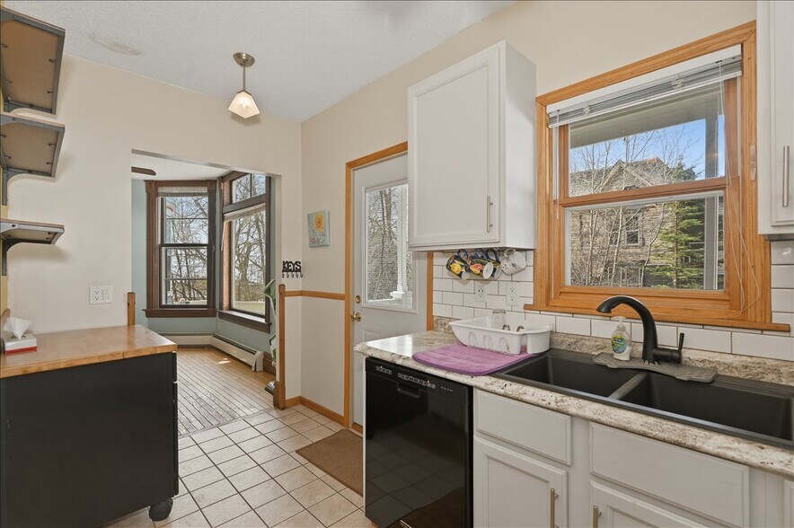 More Photos Of 1727 E Superior St, Duluth Multifamily For Sale