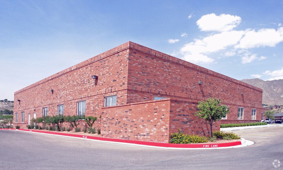 More Photos Of 118 Mesa Park Dr, El Paso Medical For Lease