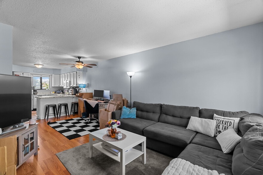More Photos Of 8942 Eden Ave, Affton Apartments For Sale