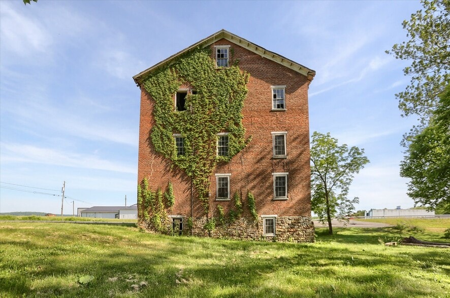 More Photos Of 1209 Mill Rd, Selinsgrove Industrial For Sale