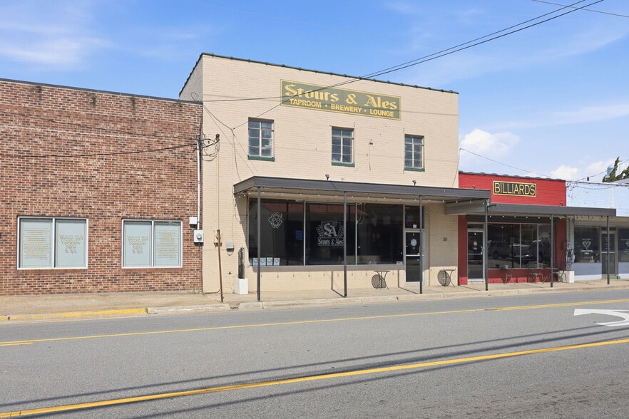 More Photos Of 30 S McKinley St, Coats Sports And Entertainment For Sale