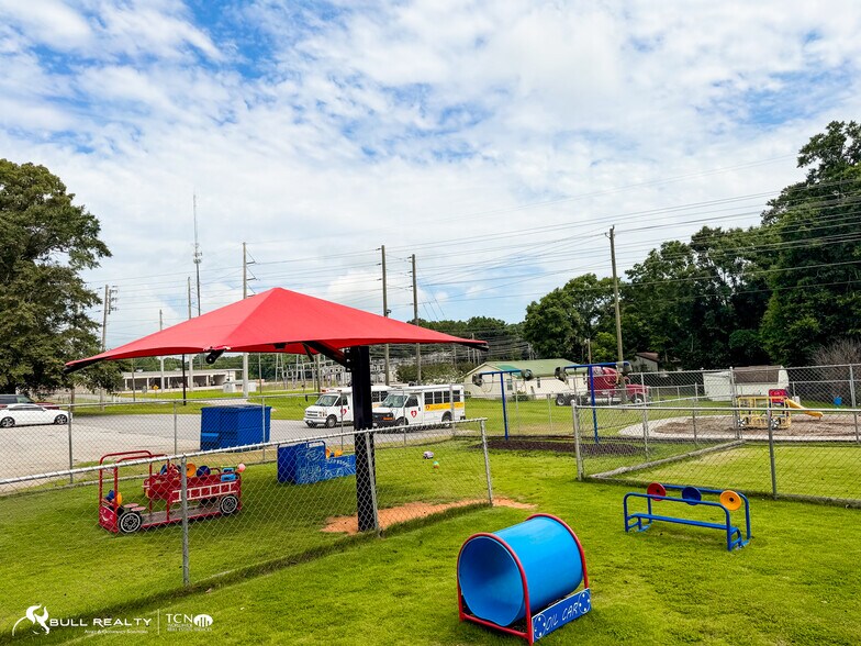 More Photos Of 431 Brownlee Rd, Jackson Daycare Center For Sale