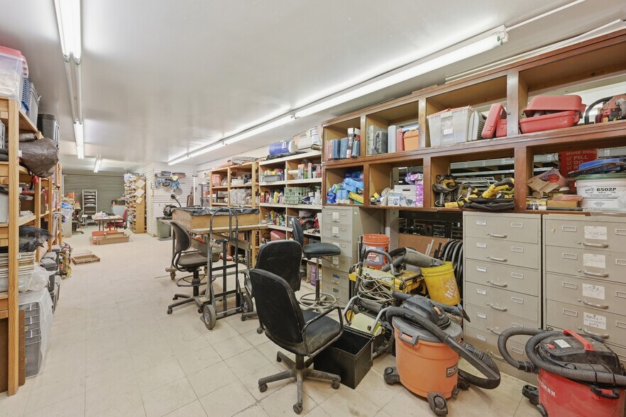 More Photos Of 14010 Poway Rd, Poway Freestanding For Sale