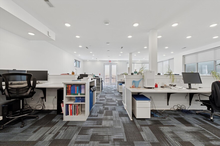 More Photos Of 1225 N 7th St, Philadelphia Office For Lease