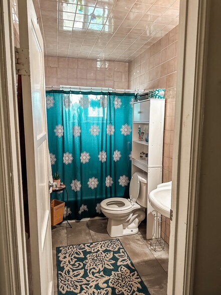 More Photos Of 3335 California Ave, El Monte Apartments For Sale