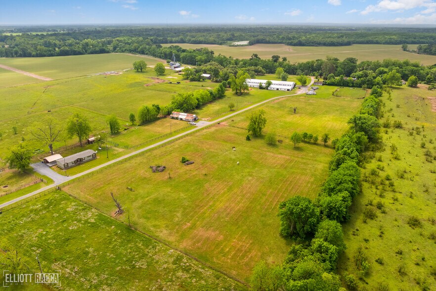 More Photos Of 1785 Old River Rd, Natchitoches Light Manufacturing For Sale
