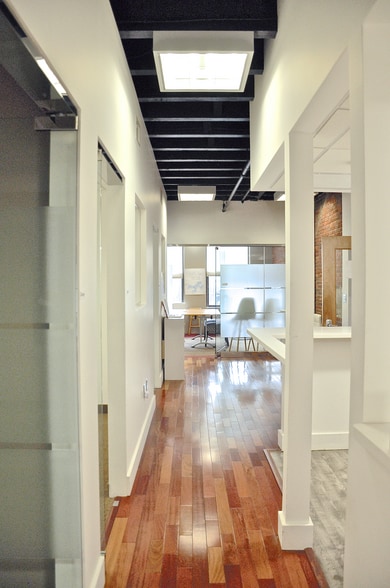 More Photos Of 240 Commercial St, Boston Storefront Retail Office For Lease