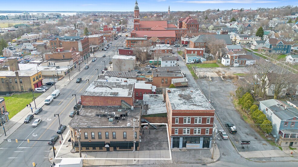 More Photos Of 700 N Salina St, Syracuse Restaurant For Sale