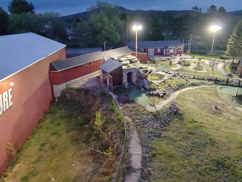 More Photos Of 12 North Rd, Bethel Golf Course Driving Range For Lease