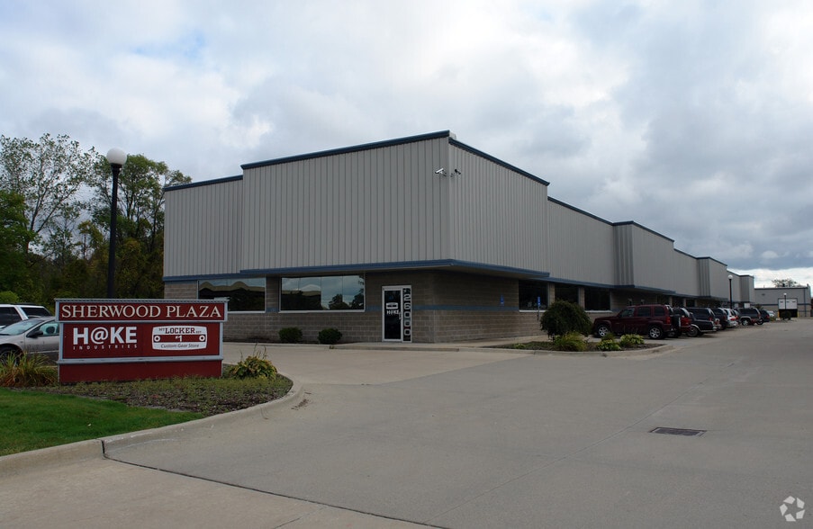 Primary Photo Of 26000-26200 Mound Rd, Warren Warehouse For Lease