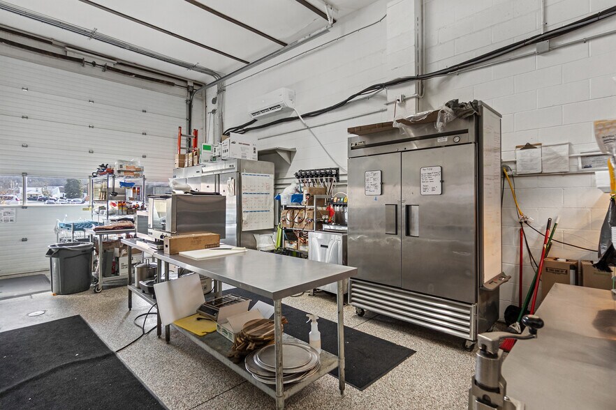 More Photos Of 97 E Main St, Batavia Office For Sale