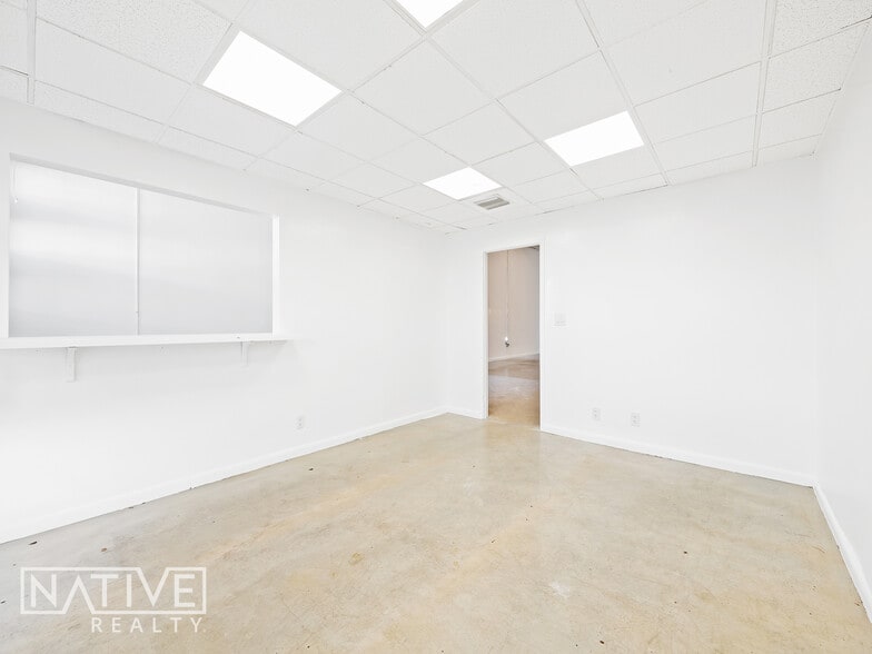 More Photos Of 1229-1231 NE 9th Ave, Fort Lauderdale Flex For Lease