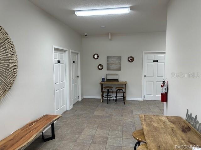 More Photos Of 957 S Lois Ter, Inverness Loft Creative Space For Lease