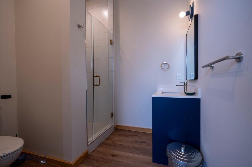 More Photos Of 924 E Park St, Livingston Apartments For Sale