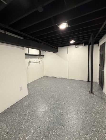 More Photos Of 1555-1569 Plainfield Pike, Johnston Storefront Retail Office For Lease