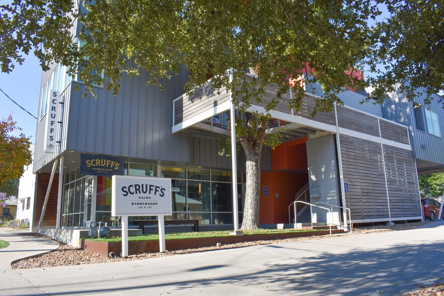 More Photos Of 1632 S 1st St, Austin Office For Lease