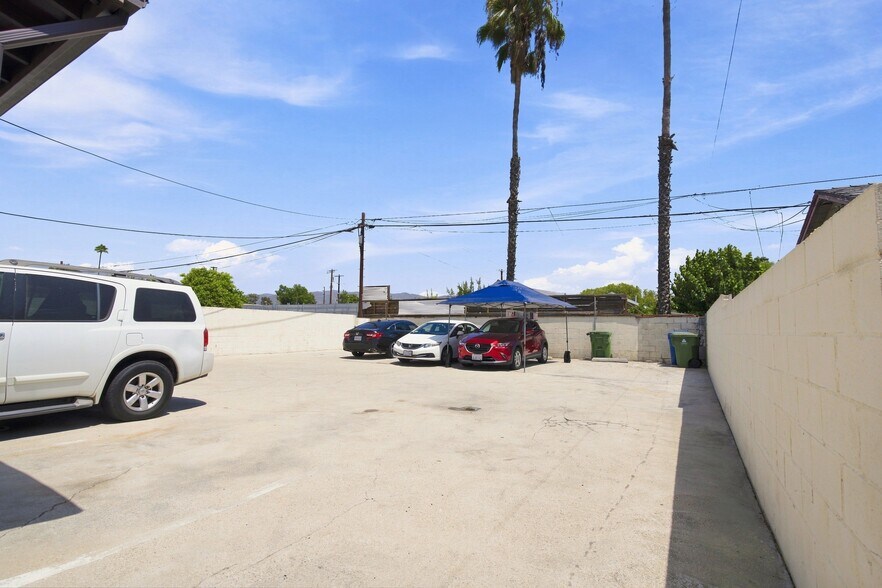 More Photos Of 5328 Auckland Ave, North Hollywood Apartments For Sale