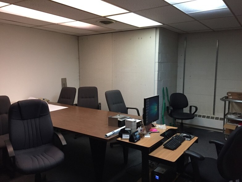 More Photos Of 885 Anita Ave, Antioch Manufacturing For Sale