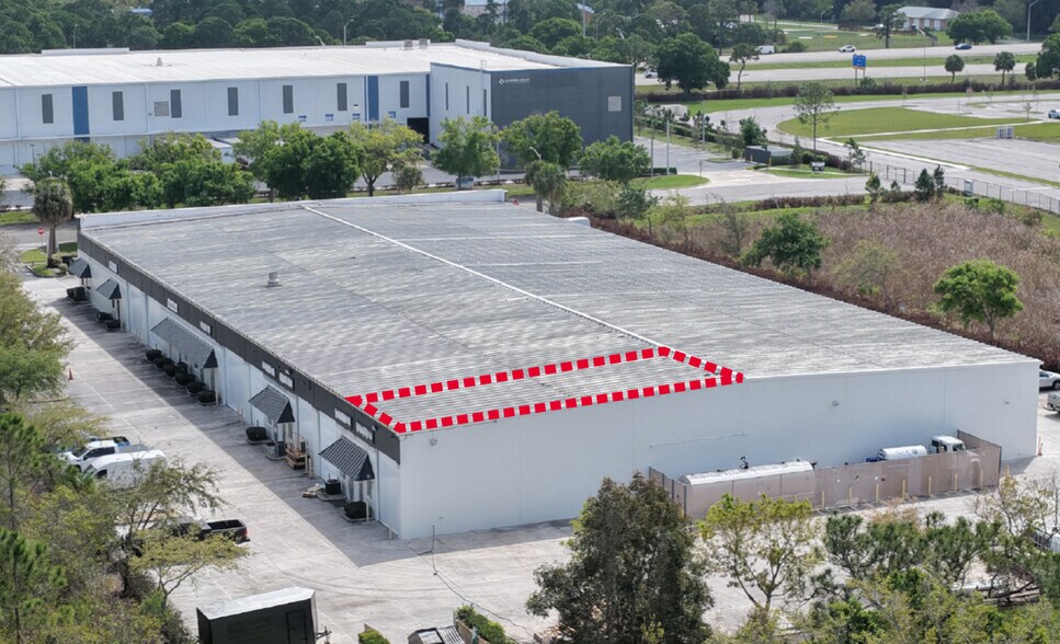 More Photos Of 3802-3815 Crossroads Pky, Fort Pierce Warehouse For Lease
