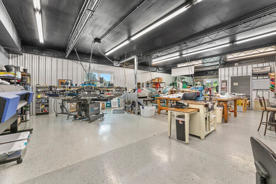 More Photos Of 14924 Beloit Snodes Rd, Beloit Manufacturing For Sale