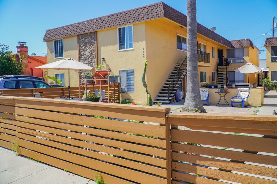 More Photos Of 4865 Brighton Ave, San Diego Apartments For Sale