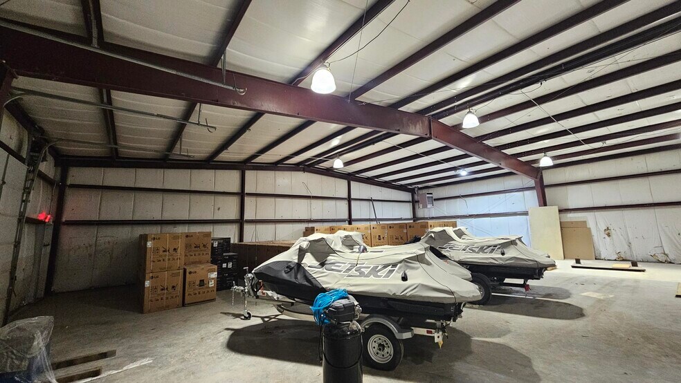 More Photos Of 3007 S Alpine Rd, Rockford Industrial For Lease