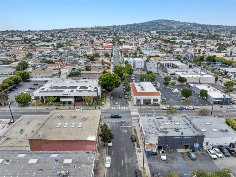 More Photos Of 1002-1008 S Pacific Ave, San Pedro Storefront Retail Office For Lease