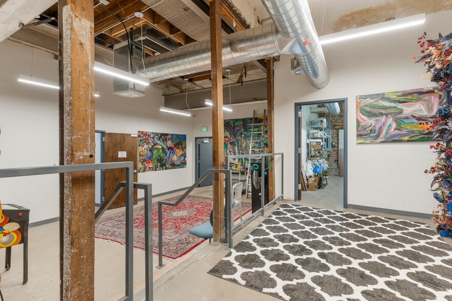 More Photos Of 621 S Kenosha Ave, Tulsa Auto Repair For Sale