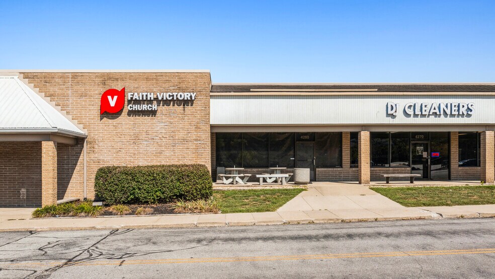 More Photos Of 4290 W Jonathan Moore Pike, Columbus Unknown For Lease