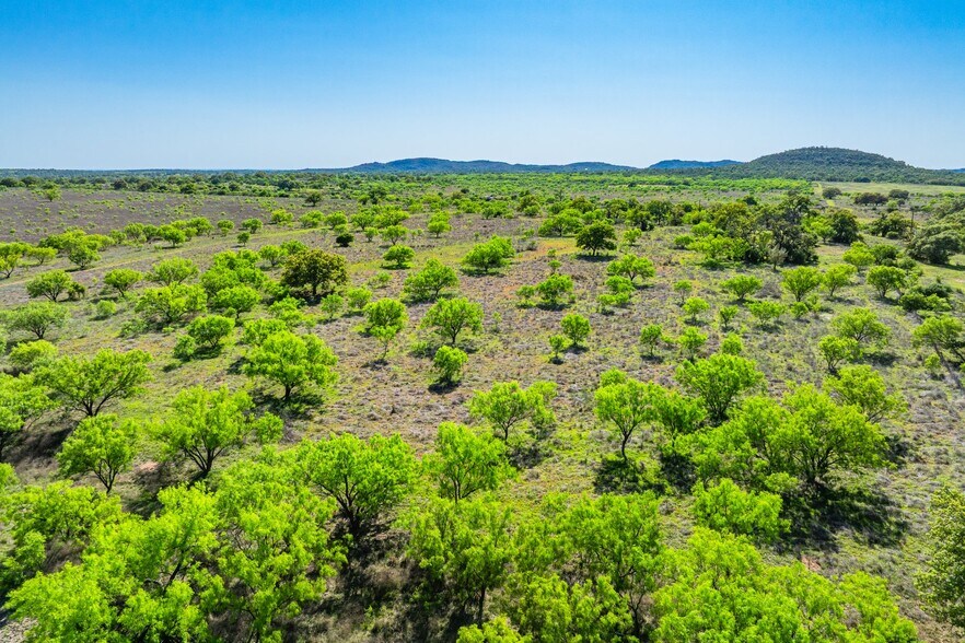 More Photos Of 5230 County Road 409, Llano Land For Sale