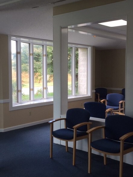 More Photos Of 9506 Hospital Ave, Nassawadox Medical For Sale