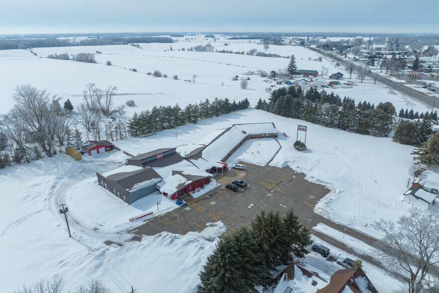 More Photos Of 112 King st, Palmerston Hotel For Sale