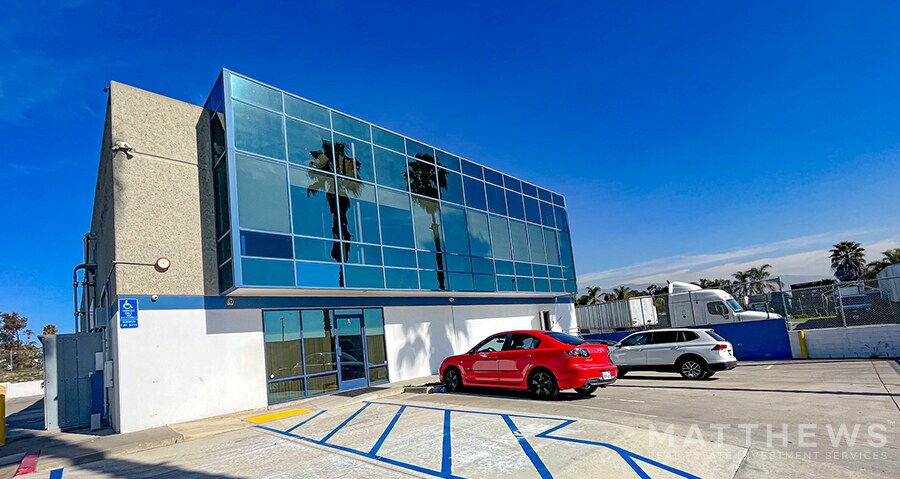 More Photos Of 9874 Via De La Amistad, San Diego Manufacturing For Lease