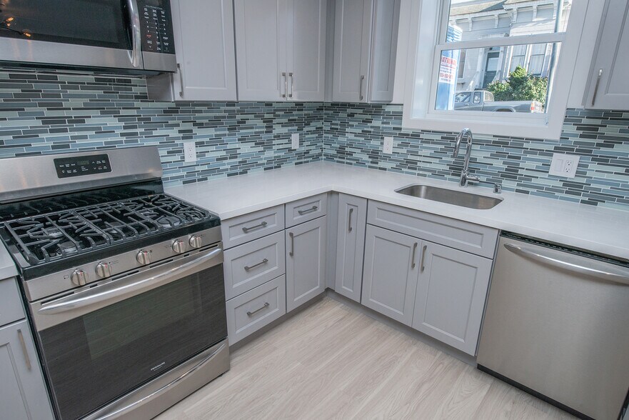More Photos Of 184 Valley St, San Francisco Apartments For Sale
